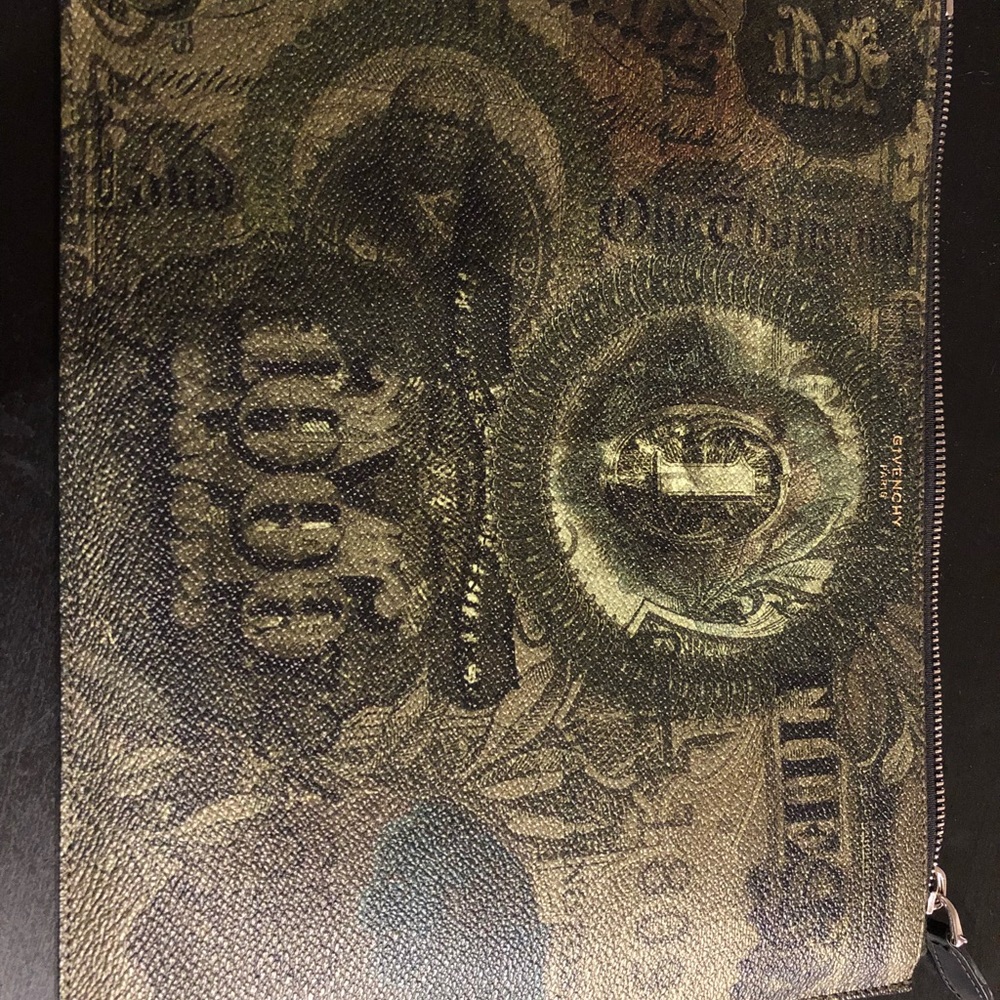 Clutch bag